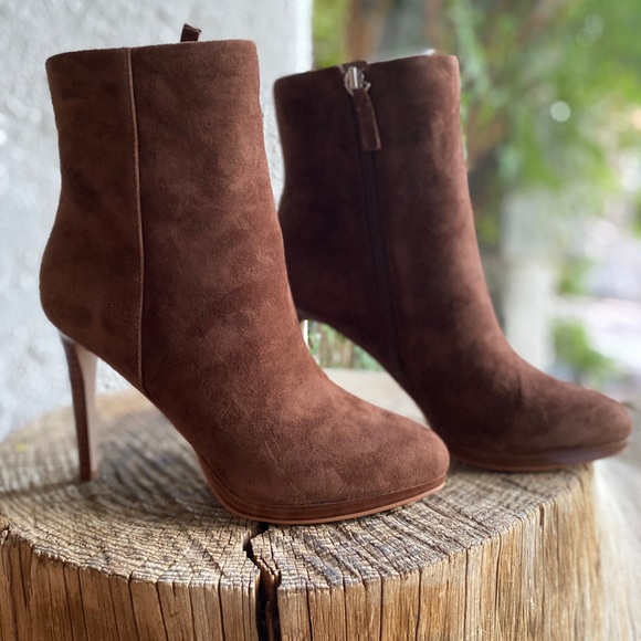 Querida booties by Nine West - Picture 3 of 8